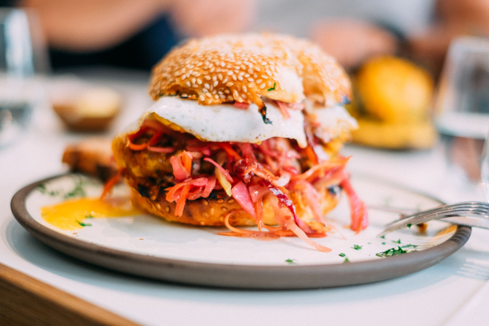 Travel tips for a packed weekend in London -- what to see and do in central London, Soho, and Shoreditch. Israeli braunch at Strut and Cluck in London