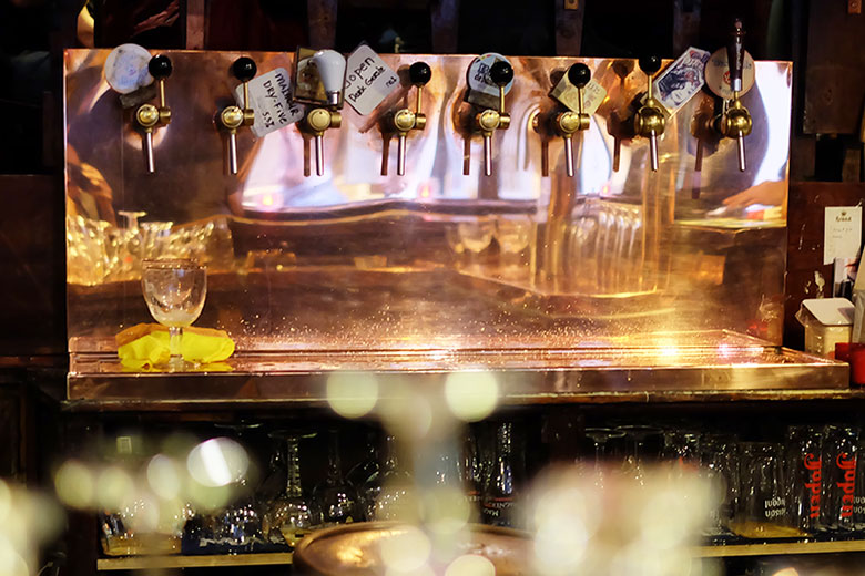 Beer taps at Café Gollem Beer taps at Café Gollem