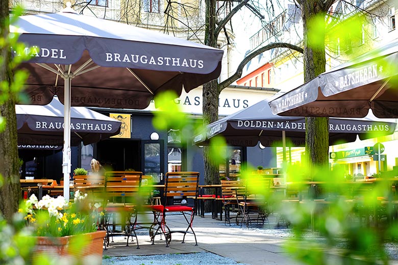 Doldenmaedel biergarten, Berlin, Germany.