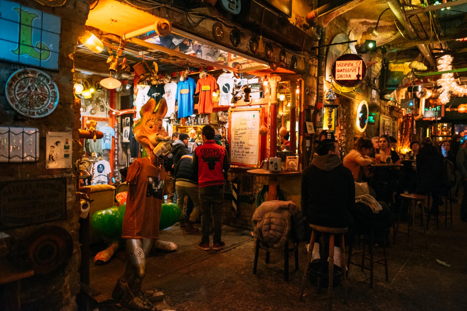 Szimpla Kert Budapest's ruin pub