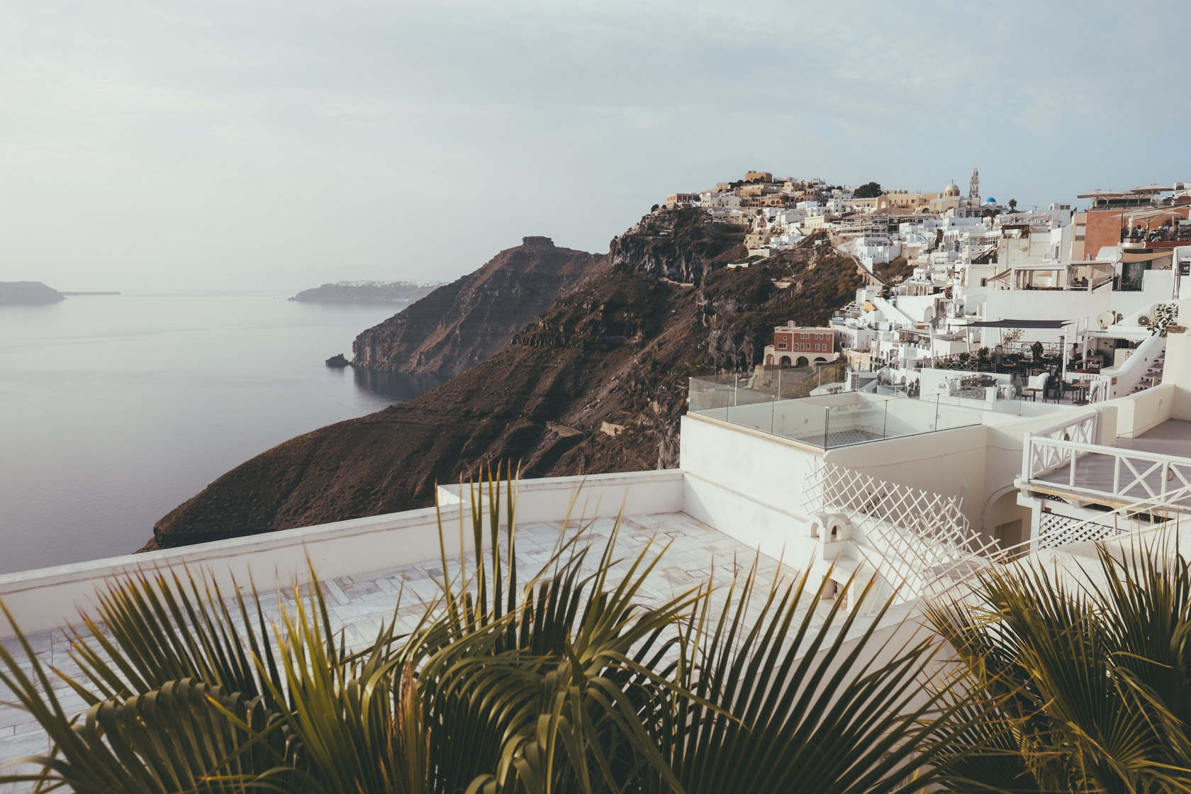 Fira, Santorni