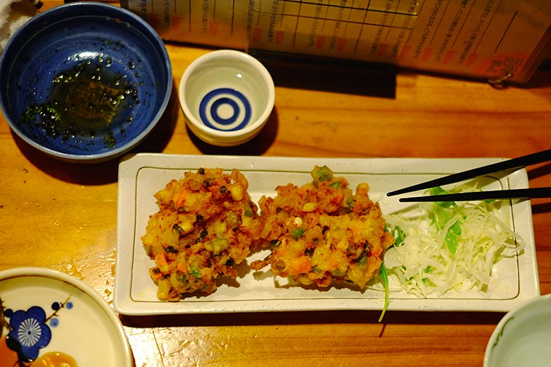 This dish from the northern part of Japan's main island, Aomori, is called igamenchi. It combines squid and vegetables, and is then deep-fried. This dish from the northern part of Japan's main island, Aomori, is called igamenchi. It combines squid and vegetables, and is then deep-fried.