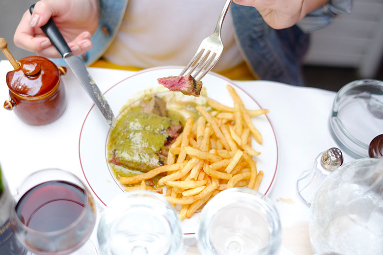 Steak frites at Relais de l'Entrecôte, Paris Steak frites at Relais de l'Entrecôte, Paris