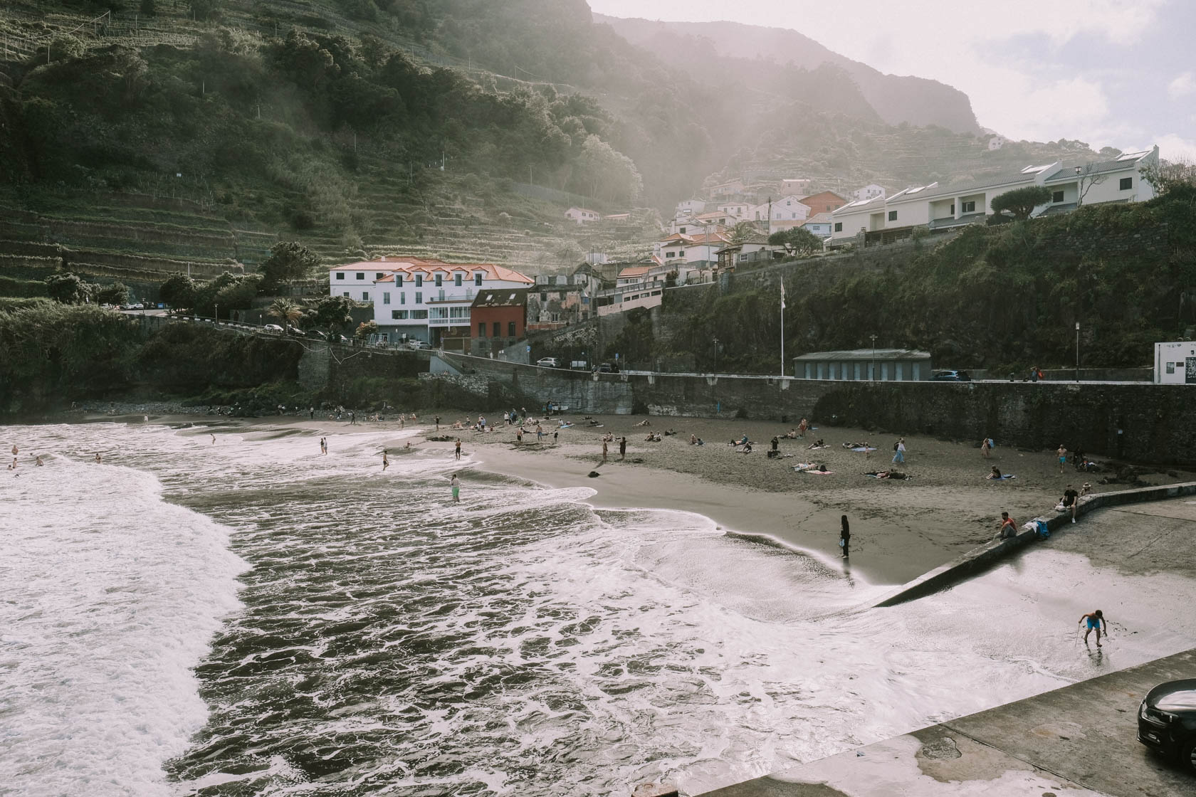 Seixal Beach